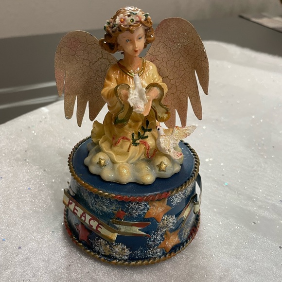 Angel Music Box,VTG Christmas Decor Albert E Price Bellmawr NJ Resin Figurine #2 - Picture 1 of 8